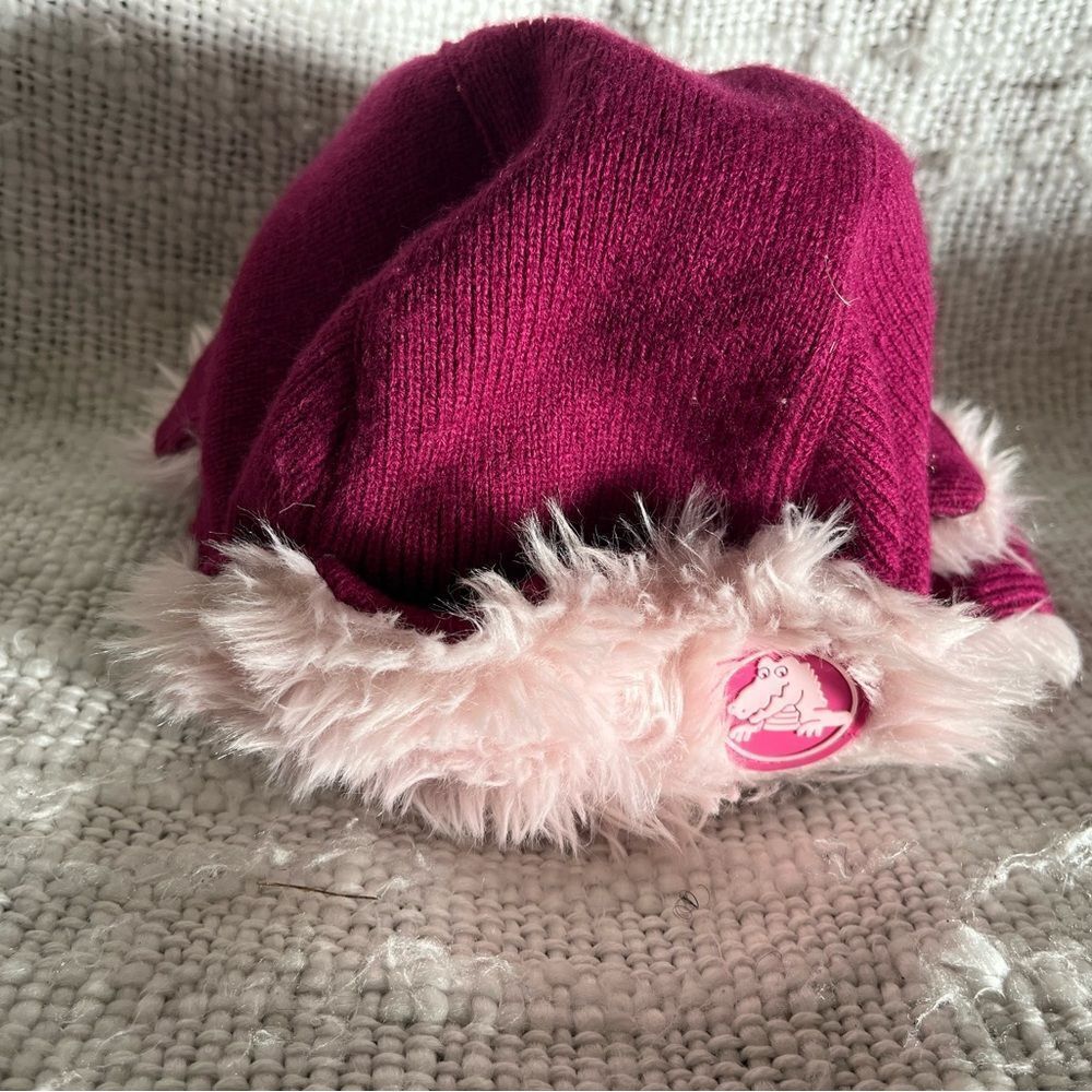 EUC✨crocs ✨OS✨Cozy Pink Furry Kids Hat